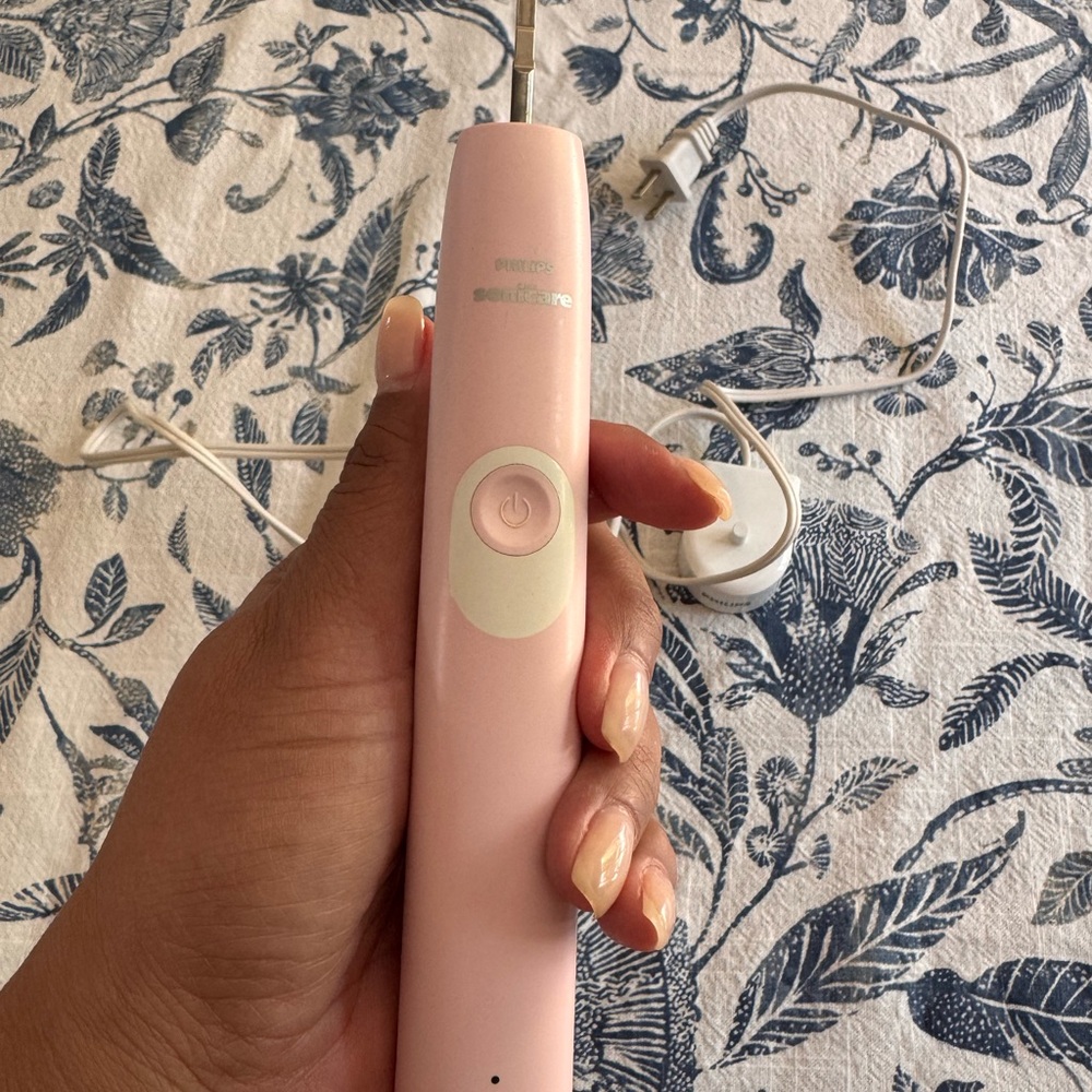 Philips Sonicare Pink Electric Toothbrush